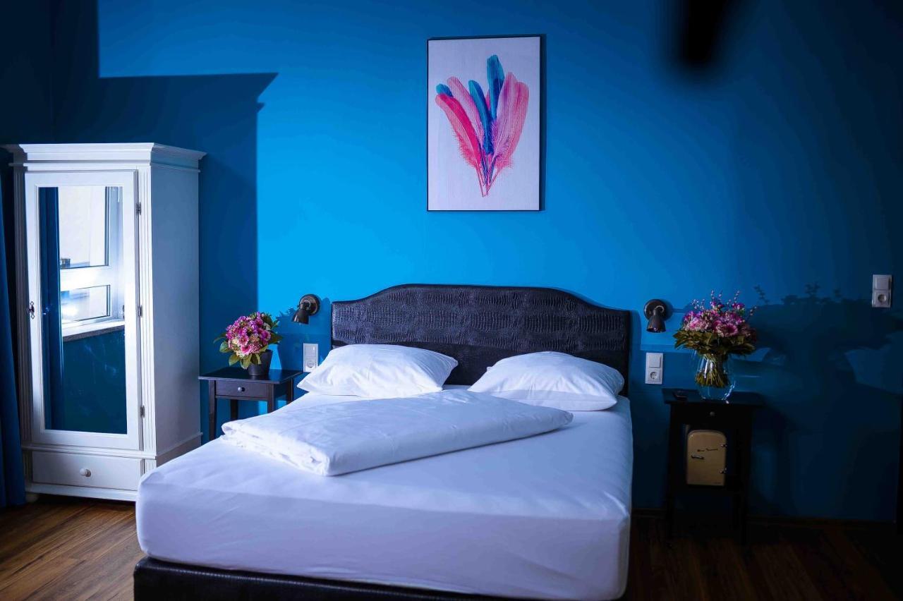 Smarthotel Mystique Self Check-In Бад-Гомбург-фор-дер-Гее Екстер'єр фото