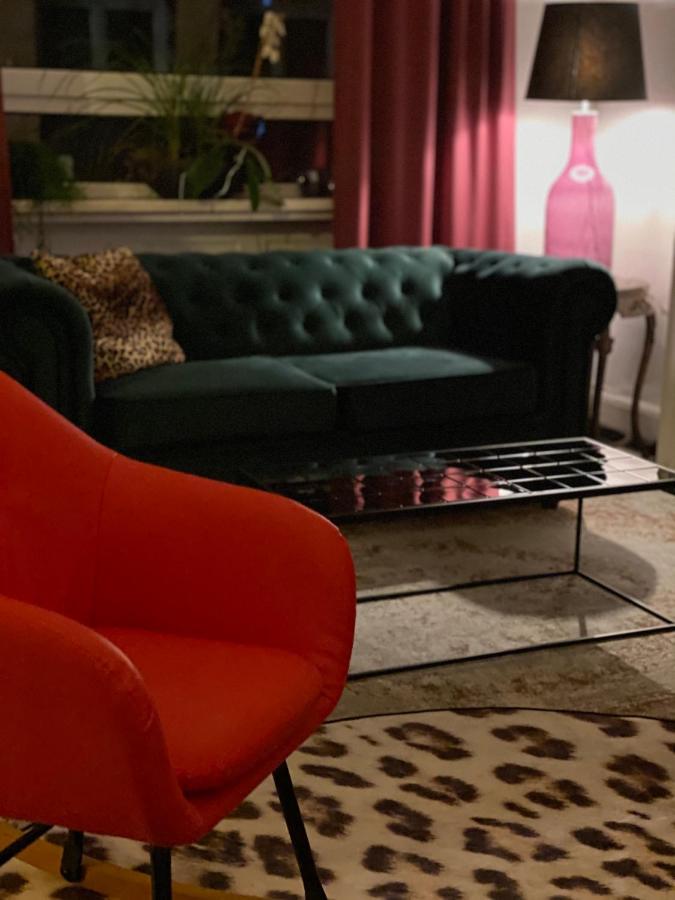 Smarthotel Mystique Self Check-In Бад-Гомбург-фор-дер-Гее Екстер'єр фото
