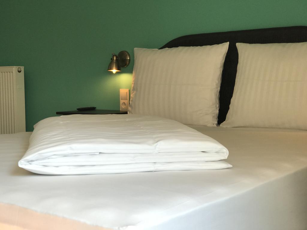 Smarthotel Mystique Self Check-In Бад-Гомбург-фор-дер-Гее Екстер'єр фото